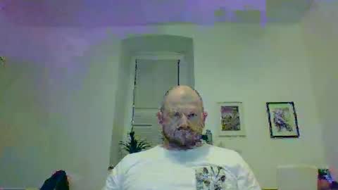 Snapshot of mrhotsex69 chatting on 01.10.25 mrhotsex69 online show from 01.10.25