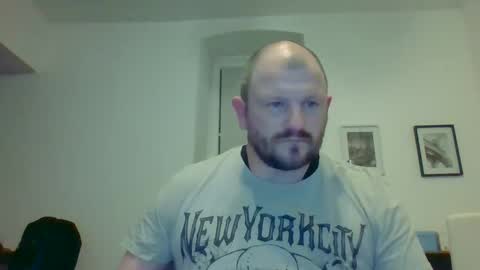 Snapshot of mrhotsex69 chatting on 03.05.25 mrhotsex69 online show from 03.05.25