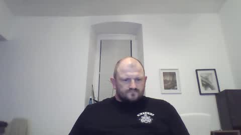 Snapshot of mrhotsex69 chatting on 09.28.25 mrhotsex69 online show from 09.28.25