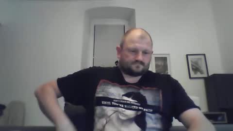 Snapshot of mrhotsex69 chatting on 09.29.25 mrhotsex69 online show from 09.29.25