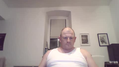 Snapshot of mrhotsex69 chatting on 10.21.25 mrhotsex69 online show from 10.21.25