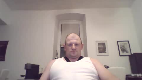 Snapshot of mrhotsex69 chatting on 10.22.25 mrhotsex69 online show from 10.22.25