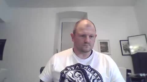 Snapshot of mrhotsex69 chatting on 10.26.25 mrhotsex69 online show from 10.26.25