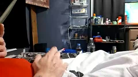 Snapshot of mrj1979 chatting on 11.30.25 mrj1979 online show from 11.30.25