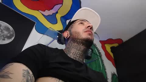 Snapshot of mrmanny__ chatting on 02.17.25 mrmanny__ online show from 02.17.25