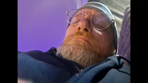 Snapshot of mrnmrsfucks4u chatting on 04.30.26 mrnmrsfucks4u online show from 04.30.26