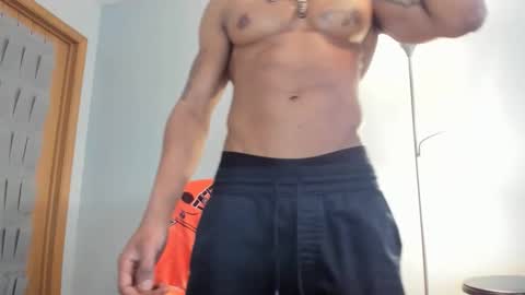 mromg007 online show from 02.25.26