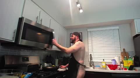 Snapshot of mrricomustachio chatting on 02.05.25 Rico online show from 02.05.25