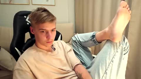 Adam online show from 09.27.25