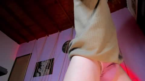 Snapshot of mrshaggy_ chatting on 01.08.25 Mr Shaggy online show from 01.08.25