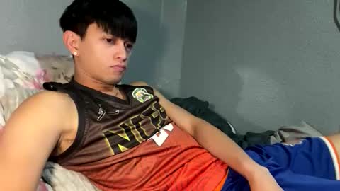 Snapshot of mrshawn95 chatting on 03.25.26 shawn online show from 03.25.26