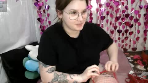 MrsJess online show from 05.04.26
