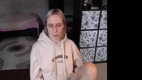 Snapshot of mrsluck chatting on 03.15.26 Sasha online show from 03.15.26