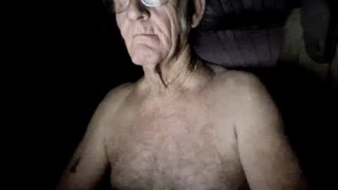 Snapshot of mrsubman chatting on 02.11.26 Chuck online show from 02.11.26