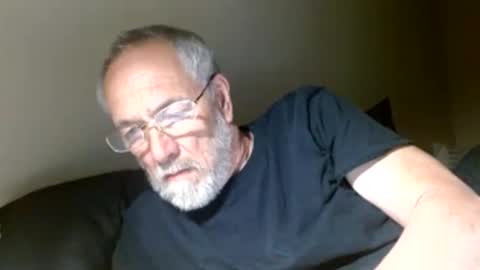 Snapshot of mrtease5 chatting on 04.13.26 mrtease5 online show from 04.13.26