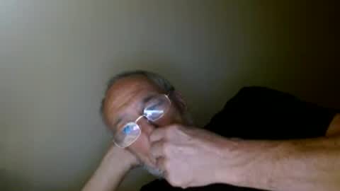 Snapshot of mrtease5 chatting on 04.14.26 mrtease5 online show from 04.14.26