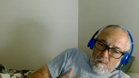 Snapshot of mrtease5 chatting on 05.18.26 mrtease5 online show from 05.18.26