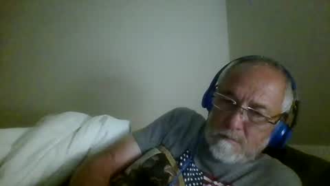 Snapshot of mrtease5 chatting on 06.15.26 mrtease5 online show from 06.15.26