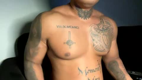 Snapshot of mrthickandfit chatting on 01.02.25 Tatd and Fit online show from 01.02.25