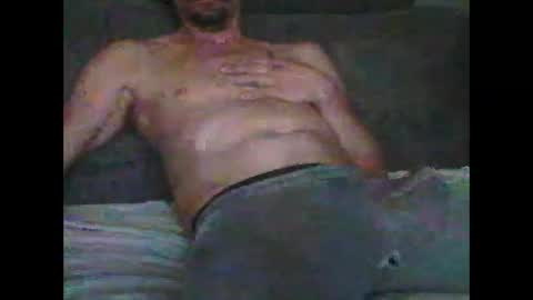 Snapshot of mrtrixterooo chatting on 10.07.25 mrtrixterooo online show from 10.07.25