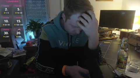 Snapshot of mrzaasch chatting on 03.15.26 Sascha online show from 03.15.26