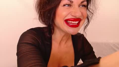 Hi Im Anna PVT open 6 tk  extratokens  online show from 05.16.26