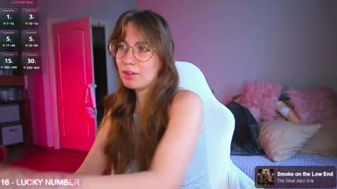 Snapshot of ms_allison chatting on 06.19.26 Allison online show from 06.19.26