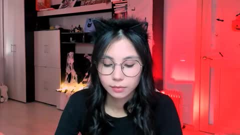 Snapshot of ms_emily_ chatting on 10.27.25 ms_emily_ online show from 10.27.25