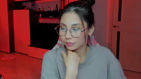 Snapshot of ms_emily_ chatting on 01.13.26 ms_emily_ online show from 01.13.26