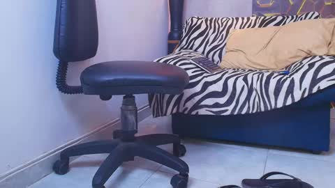 Snapshot of ms_leydi chatting on 05.27.26 ms_leydi online show from 05.27.26