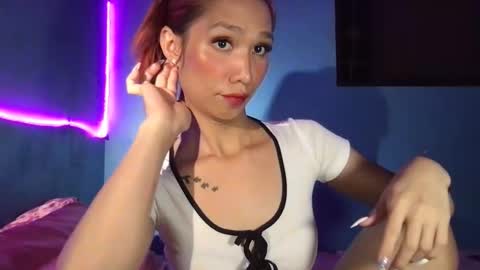 Snapshot of ms_maureenx69x chatting on 11.04.25 ms_maureenx69x online show from 11.04.25