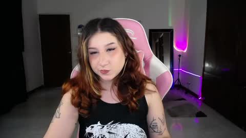 Manuela3 online show from 04.30.26