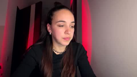 ms_sophiee online show from 04.30.26