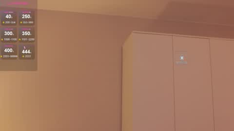 Snapshot of msaura chatting on 11.29.25 Svetlana online show from 11.29.25