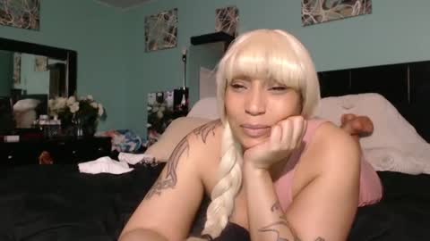 Queen Baddie online show from 12.23.24