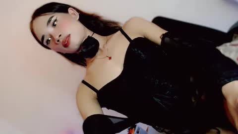 mscherry_ online show from 04.24.26
