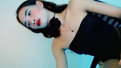 mscherry_ online show from 06.03.26
