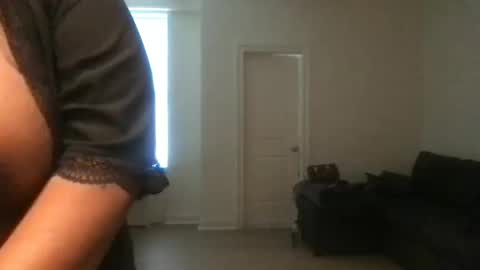 Snapshot of msjonemillion chatting on 12.25.24 Chocolate Candy Stick online show from 12.25.24