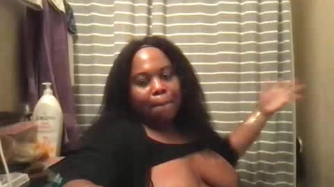 Snapshot of msjonemillion chatting on 01.07.25 Chocolate Candy Stick online show from 01.07.25