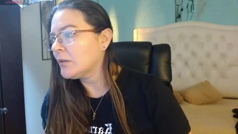 Jossie online show from 06.07.26