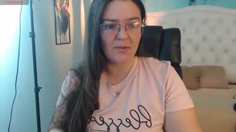 Jossie online show from 06.12.26
