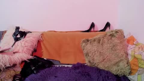 Miss Justine online show from 12.06.24