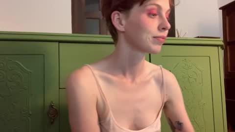 Snapshot of msprissylynx chatting on 10.06.25 Adela Rose  MsPrissyLynx online show from 10.06.25