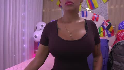 Snapshot of mssburbuja chatting on 07.03.26 Manuela online show from 07.03.26