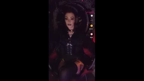 Snapshot of msvioletx chatting on 02.23.25 MsVioletx online show from 02.23.25