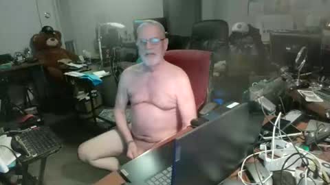 Snapshot of mt2much chatting on 02.05.26 mt2much online show from 02.05.26