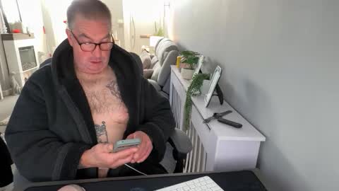 Snapshot of mtb1697 chatting on 11.01.25 mtb1697 online show from 11.01.25