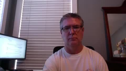 Snapshot of mtbrdr76 chatting on 05.15.26 Fun time Daddy online show from 05.15.26