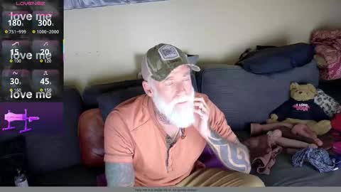 Snapshot of mtlbiker chatting on 01.12.26 BikerDude online show from 01.12.26