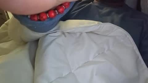 Snapshot of mtnclimber1 chatting on 12.21.25 mtnclimber1 online show from 12.21.25